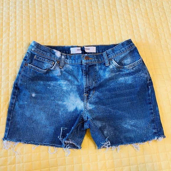 Distressed & Bleached CutOff Short Shorts - Picture 2 of 6